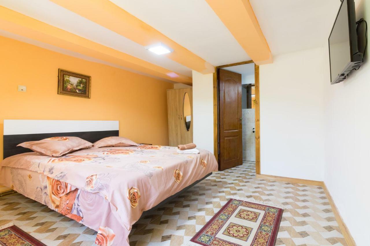 Casa De Vacanta Marya Baia de Fier Luaran gambar
