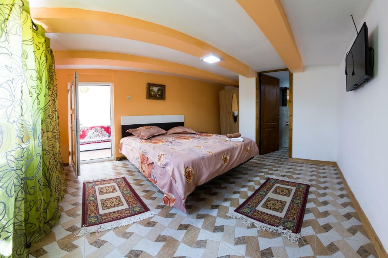 Casa De Vacanta Marya Baia de Fier Luaran gambar